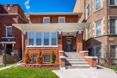 Main picture of 8110 S Vernon Ave