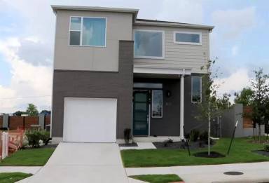 Main picture of 1205 Showbox St
