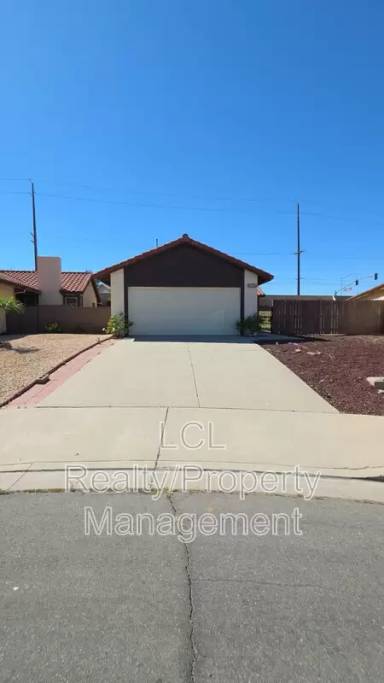 Main picture of 27017 Rangewood St