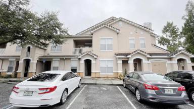 Main picture of Villas At Cross Creek