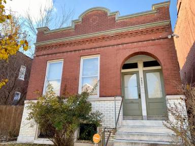 Main picture of 2631 Oregon Ave