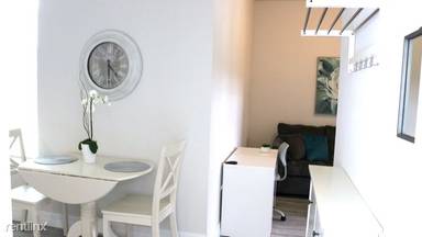 Main picture of 67 Delacorte Way