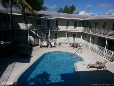 Main picture of 1940 Biarritz Dr