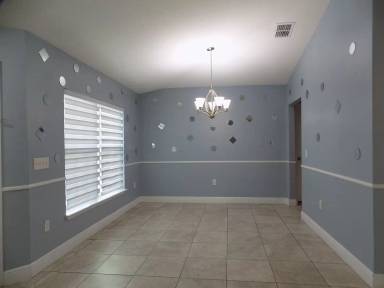 Main picture of 377 Cimarron Ct