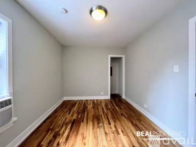 Main picture of 555 W Arlington Apartments