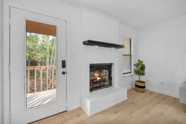 Main picture of 2907 Woodrich Dr