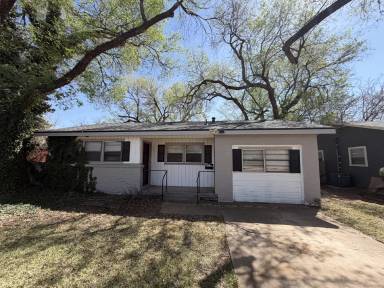 Main picture of 3813 25th St