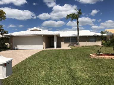 Main picture of 4037 Topsail Trl