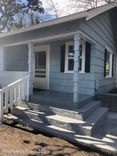 Main picture of 204 NW 18th Ave
