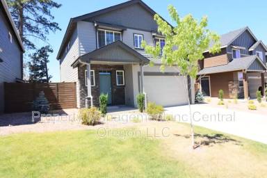 Main picture of 61553 SE Lorenzo Dr