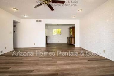 Main picture of Desert Shadows