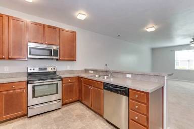 Main picture of 4332 Hillingdon Bnd