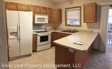 Main picture of 938 2nd Ave NE