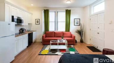 Main picture of 430 13th St NE