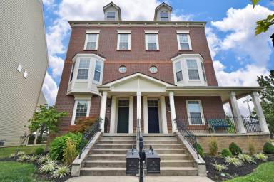 Main picture of 1328 Laurel Park Dr