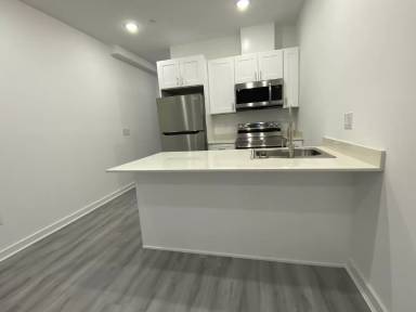 Main picture of 37 N Farson St
