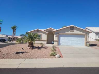 Main picture of 2861 Desert Greens Dr