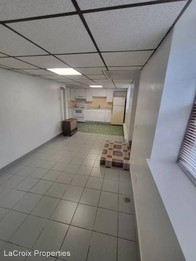 Main picture of 1728 Main St