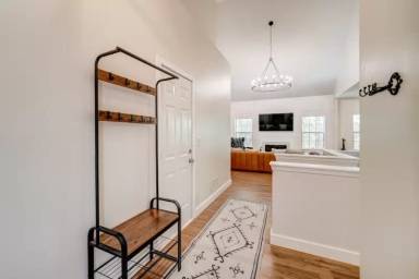Main picture of 10585 Morton Chase Way