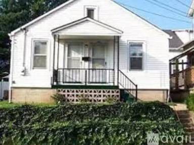 Main picture of 404 E 3rd St