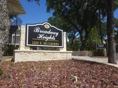 Main picture of Broadway Heights Apartments