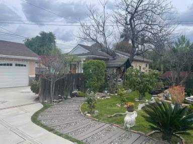 Main picture of 15857 Alwood St