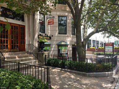 Main picture of 1038 Beacon St
