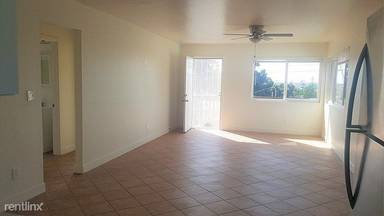 Main picture of 3782 Clinton St