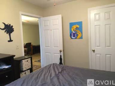 Main picture of 121 W Carolina Ave