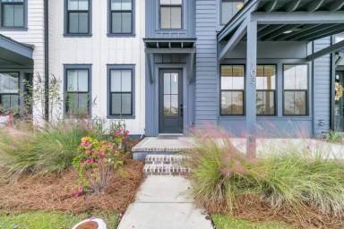 Main picture of 103 Pocket Bend Cir
