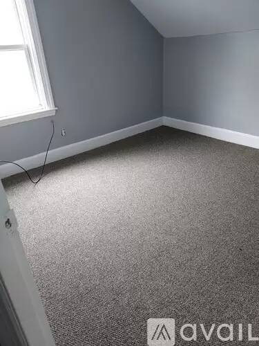 Main picture of 717 Oakland Beach Ave