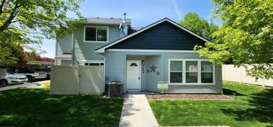 Main picture of 8832-8884 W Candleston Ln