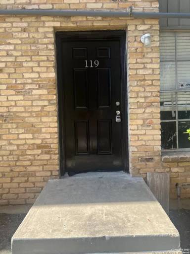 Main picture of 6611 Southpoint St