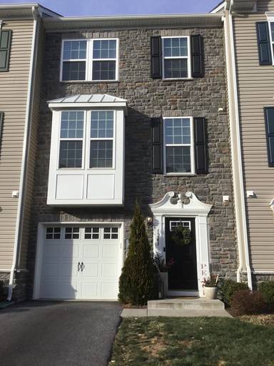 Main picture of 1243 Rannoch Ln