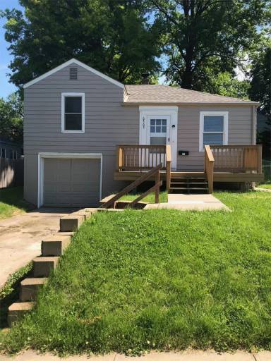 Main picture of 6767 Emmet St
