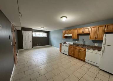 Main picture of 30 Decatur St
