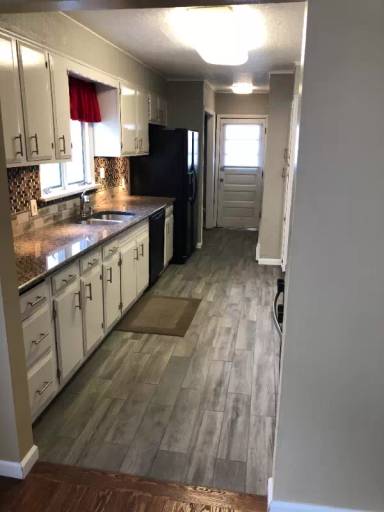 Main picture of 122 1st Ave