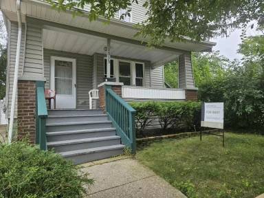 Main picture of 1013 Celina Ave