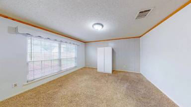 Main picture of 4138 Scotland Dr