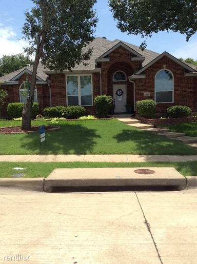 Main picture of 2401 Teagle Dr