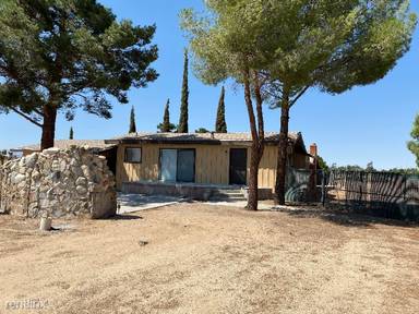 Main picture of 1107 W Avenue L4