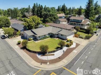Main picture of 6553 Driftwood St