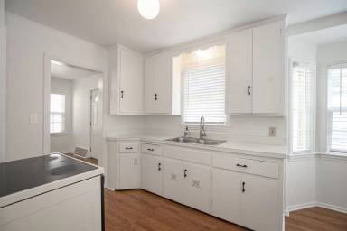 Main picture of 3715 Avalon Rd