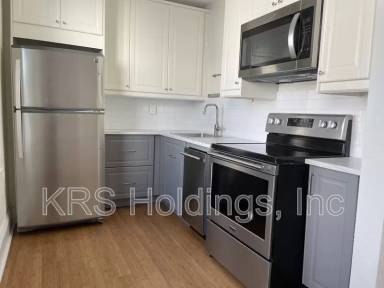 Main picture of 423 London St