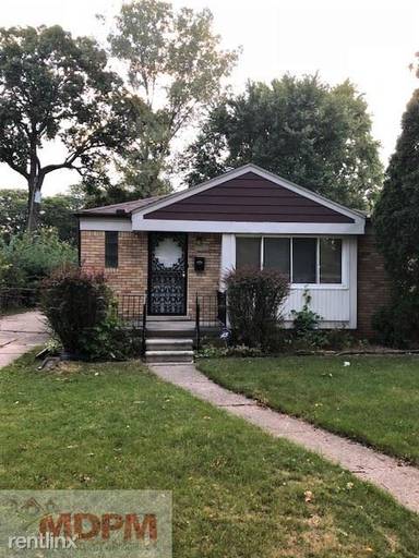 Main picture of 21430 Kipling St