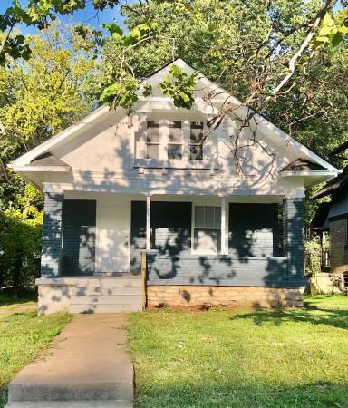 Main picture of 4911 Walrond Ave