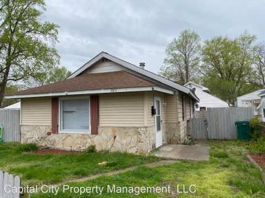 Main picture of 2811 S Price Ave