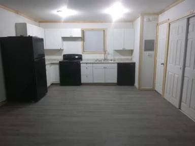 Main picture of 2921 Glacier State Dr