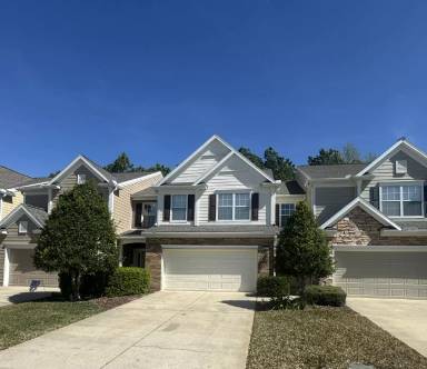 Main picture of 3921 Lionheart Dr