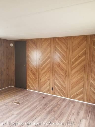 Main picture of 7603 Charity Dr